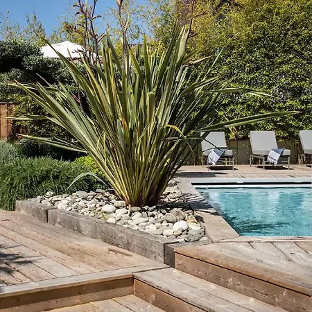 La Est Une Luxueuse Confortable Avec Piscine Chauffee Διαμέρισμα